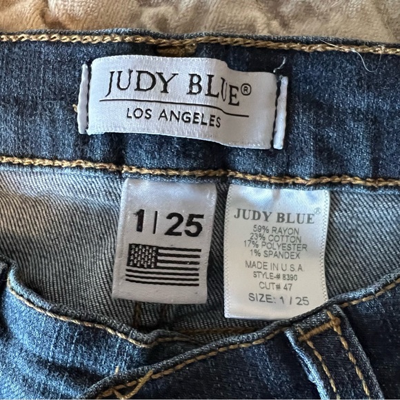 Judy Blue skinny jeans, size 1/25 - Picture 3 of 10